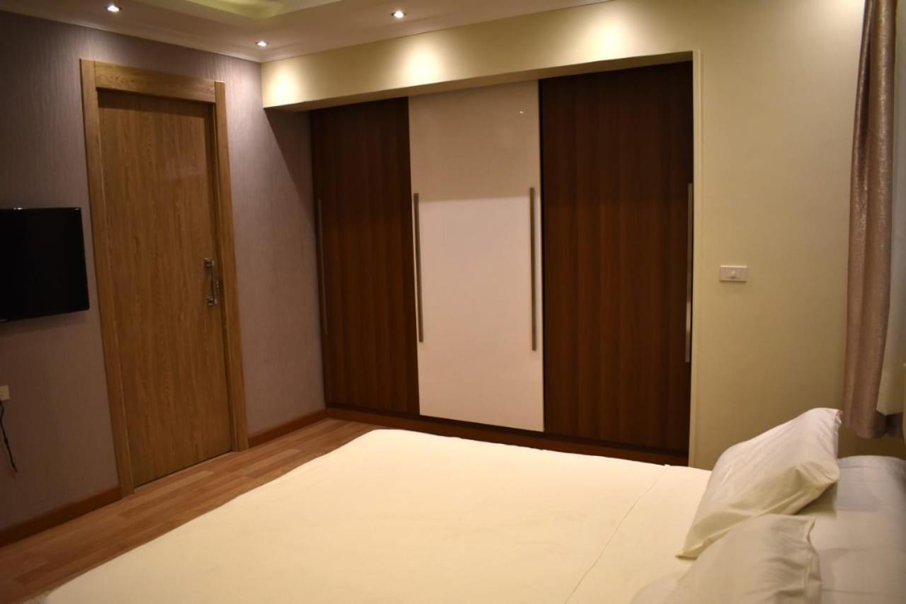 شقه فندقيه في المهندسين Apartment *